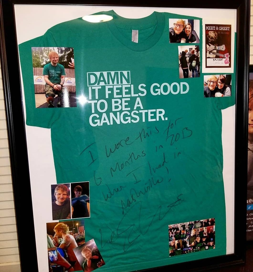 fanguysmum's tweet photo. 4 years ago today, Ed walked up to me and asked for the shirt off my back...still the best damn story I will ever tell, still laugh when I think about it. https://t.co/xfrjaiaeJo