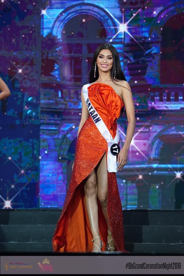 JDexJ's tweet photo. Still rooting for these four gorg and well spoken ladies💕 wahehe🇵🇭 so sad for Vickie😔  #BbPilipinas2019 https://t.co/bSojxYK5Mt