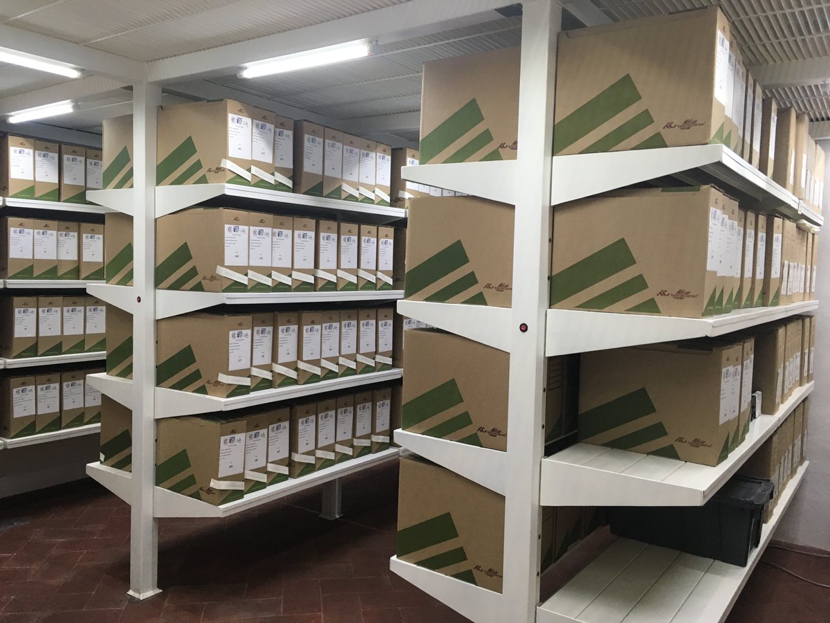 BibliotecaJdeC's tweet photo. Trabajamos por conservar preservar y organizar los #Archivos #WeitlanerJohnson #JohnPaddock #CastañedaGuzmán #EmilyRabin #ThomasSmith #AnitaJones #ElGallo #Castillo y #FernándezDelCampo, valiosos para los #EstudiosLingüísticos, históricos y culturales de #Oaxaca #archivosabiertos https://t.co/4X31n8O5e2
