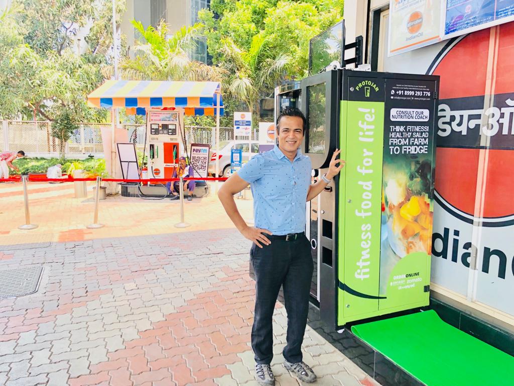Protojar1's tweet photo. Eating healthy at work matters.
Protojar brings fitness food available in automated vending machines in India. DM to install Protojar VM @ your office
#vending #vendingworld #vendingmachine #healthfood #salad #ketodiet #workplace #workplacefood https://t.co/Ggturhficl