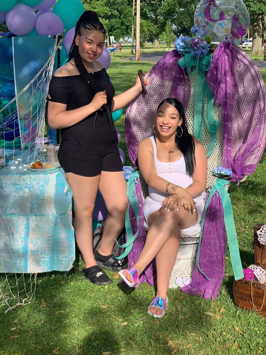 starruby908's tweet image. “What ever you do sis keep it cute SIS !!! “ #prycillaQueen #mybeautifulBabyshower #CardiB @iamcardib