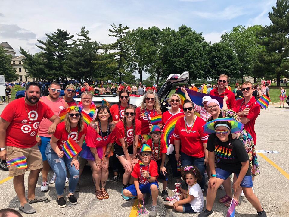 mamaoberhart03's tweet photo. πβ€οΈThis makes my heart so happy!β€οΈπ#Pride2019 #dsmpride #Target #TargetHR #Community #LoveIsLove https://t.co/IFpyGHu5X4