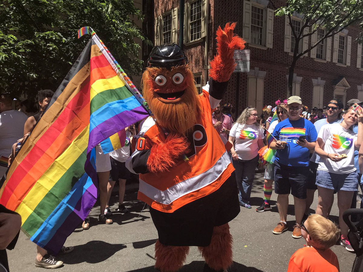 GrittyNHL's tweet image. I love LOVE. 🌈