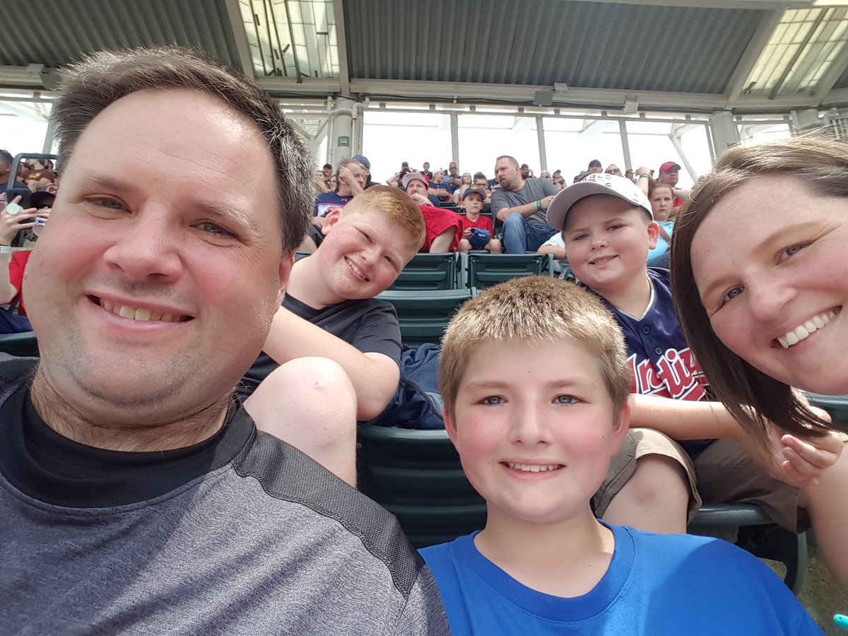 MrHillbig's tweet photo. Peanuts and cracker jacks...
#tribetown https://t.co/cw0izfnjYj
