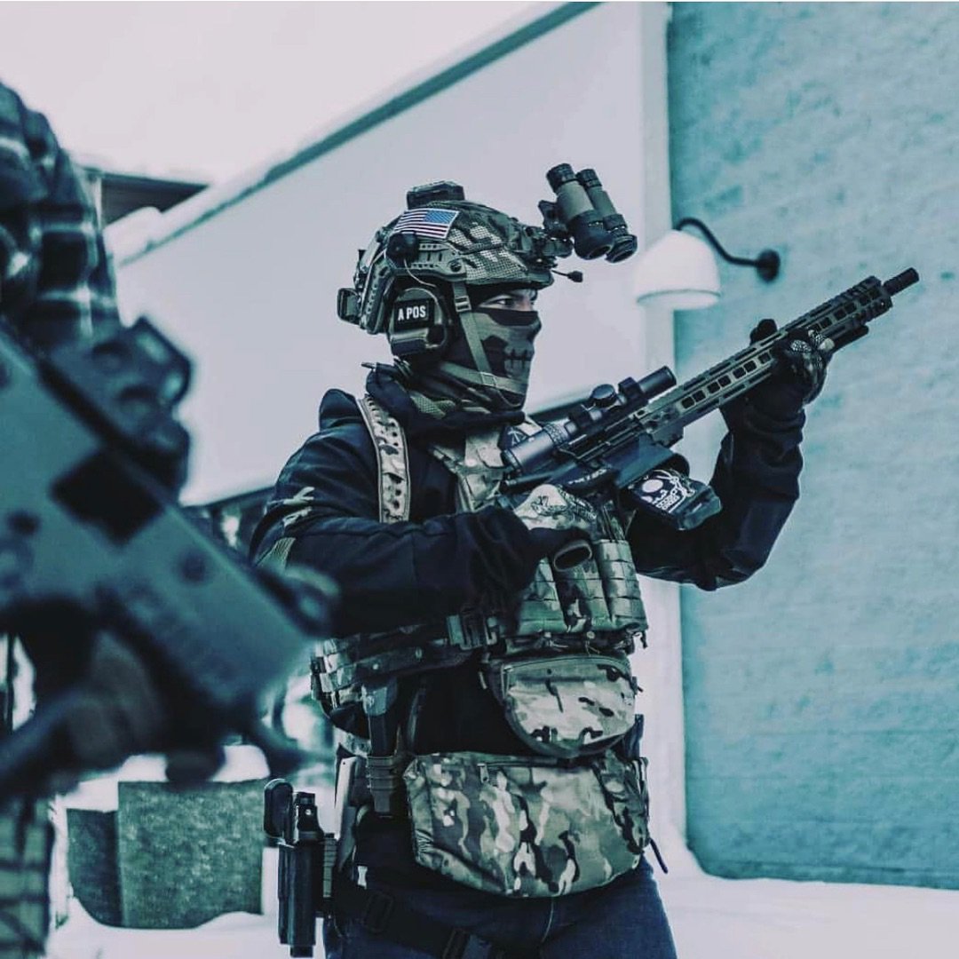 CORESURVIVAL's tweet photo. #SundayShot from @barrelandhatchettraininggroup
@brent.bb.brabant @whiteknucklesyndicate #barrelandhatchettraininggroup #violentprofessional https://t.co/f4WAM6PL2f