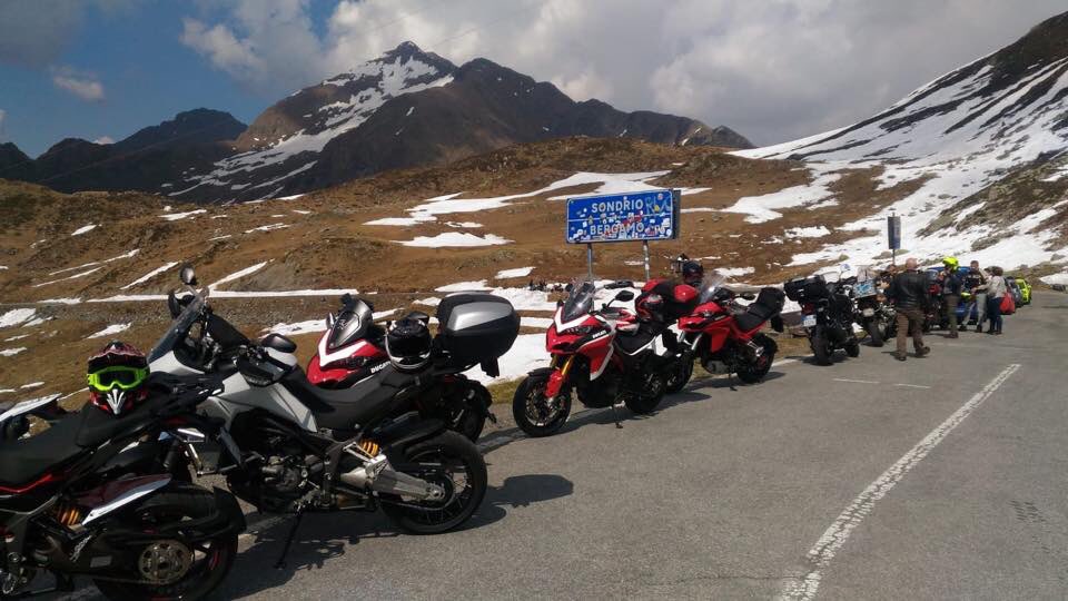 DucatiClub_Lodi's tweet photo. 02/06/19 - Motogiro in Val Tartano e Ponte Tibetano del Tartano,il piรน alto d'Europa, 340 Km. A/R tra Autostrada e strade extraurbane partendo alla volta di Lecco per poi proseguire sul lungolago fino a Lierna,Varenna,Trivio Fuentes, Morbegno e Val Tartano #DocLodi #Ducati #2 https://t.co/inW0Qy3e9P