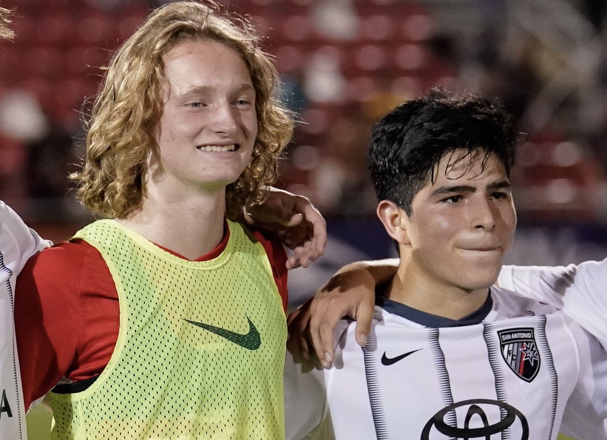 SanAntonioFC's tweet photo. We’re not crying you’re crying 😭 #Defend210 https://t.co/MDdYPbfS7m