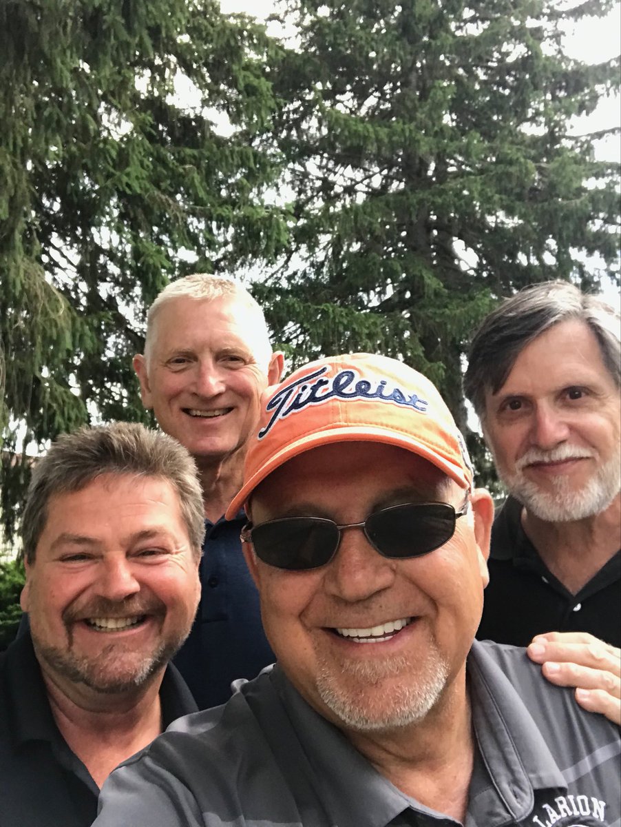 LarryWiser's tweet photo. First place in the Central Pa Football Golf Outing https://t.co/d77utcLJVo