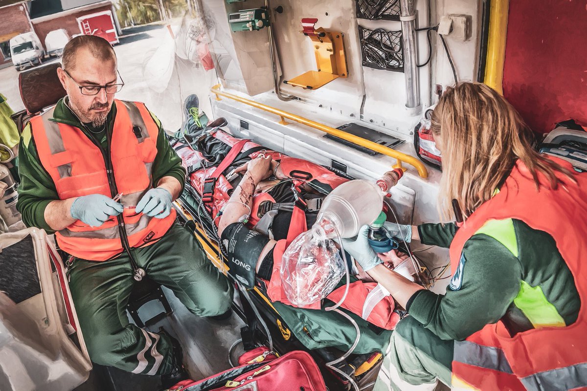 DanSunPhotoArt's tweet photo. During my visit to Finland I'll be visiting EMS, Fire and the Emergency department. I'm learning a lot about how their system works. Tomorrow my tour continues and I'm in Kokkola to photograph how the EMS and Coast Guard crews work together.

DanSun
@EMresidentsFINN https://t.co/ZNAx3fJjz5