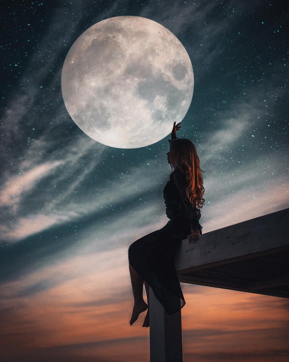 Bolje da ne pametujem puno... dobra vam noć

.📸 Joan Carol