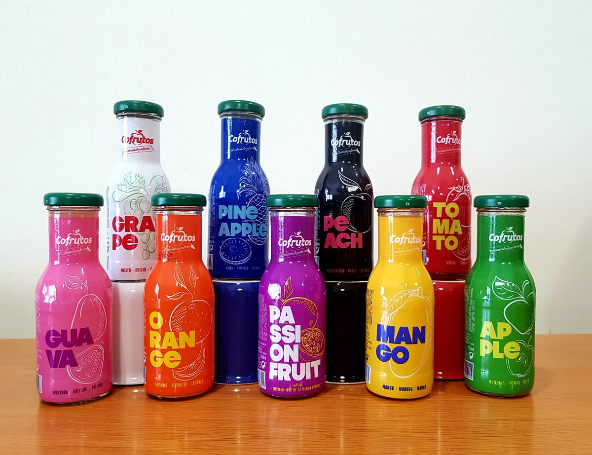 CofrutosManager's tweet photo. Colección de botellines con sleeve al completo. Complete collection of small bottles with sleeve. @Vidrala_Group @cofrutos #cofrutos #molinera #delcampo #vitaluz #SuprnctR #maracuya #passionfruit #china #dubai #shanghai #grape #uva #smallbottle #botellin #mango #guayaba #guava https://t.co/g7KTLcippc