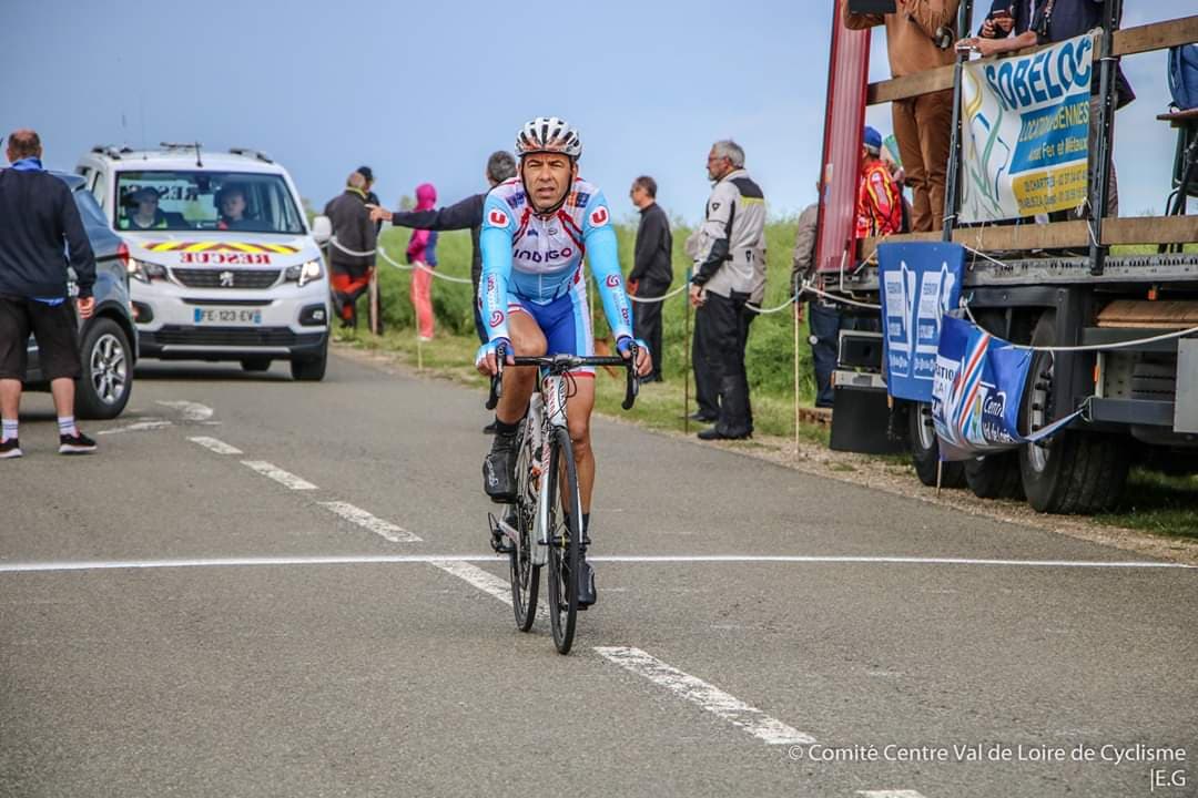 medpack_rescue's tweet photo. Un weekend de #DPS s'achève encore ce soir! 

Nous tenons à remercier le C'Chartres Cyclisme et le Comité Centre Val de Loire de Cyclisme qui nous ont fait confiance pour le #championnatrégional de #cyclisme de la @RCValdeLoire. https://t.co/1fdfRpDzbQ