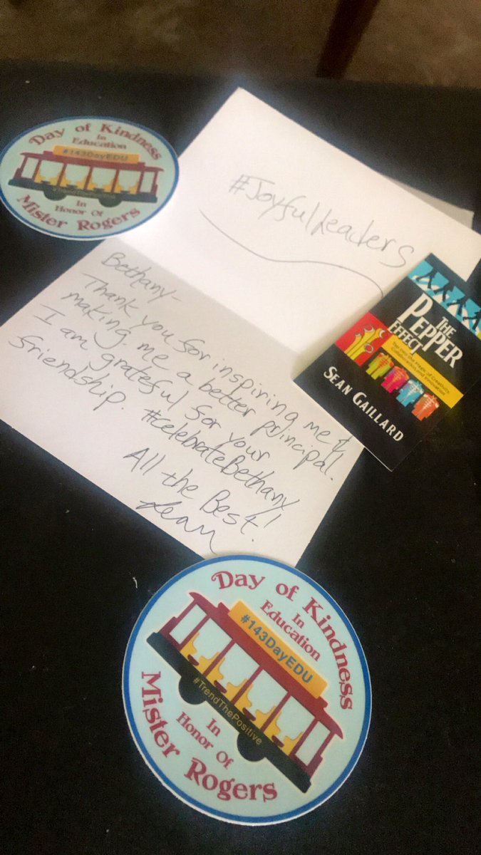 bethhill2829's tweet photo. Definitely a daymaker to receive mail from @smgaillard. #ThePepperEffect #CelebrateMonday #TrendThePositive #143dayEDU #JoyfulLeaders https://t.co/Odd6twJewL
