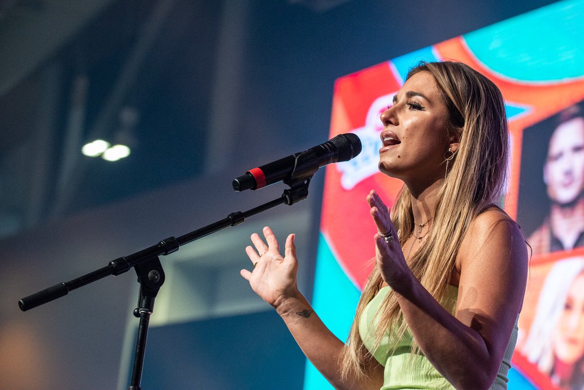 Radio Disney Country tweet media
