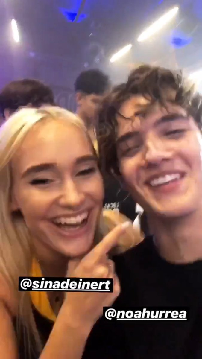noahmyboyfriend's tweet photo. Esse nosso Noart é tão lindo♥️♥️♥️♥️♥️♥️♥️ Amooooo esses momentos e essas olhadas do @NoahUrrea e da @DeinertSina 😍😍😍😍❤️🥰🥰🥰
#nowunited #Uniters #noart #noahurrea #sinadeinert #unitersbr https://t.co/HLtltk0Q3g