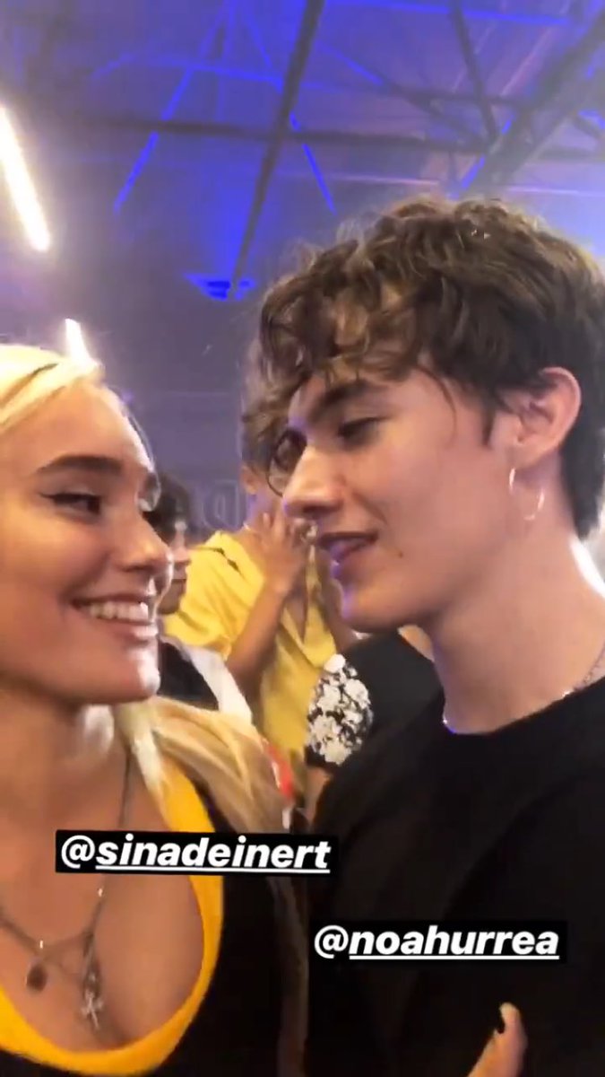 noahmyboyfriend's tweet photo. Esse nosso Noart é tão lindo♥️♥️♥️♥️♥️♥️♥️ Amooooo esses momentos e essas olhadas do @NoahUrrea e da @DeinertSina 😍😍😍😍❤️🥰🥰🥰
#nowunited #Uniters #noart #noahurrea #sinadeinert #unitersbr https://t.co/HLtltk0Q3g