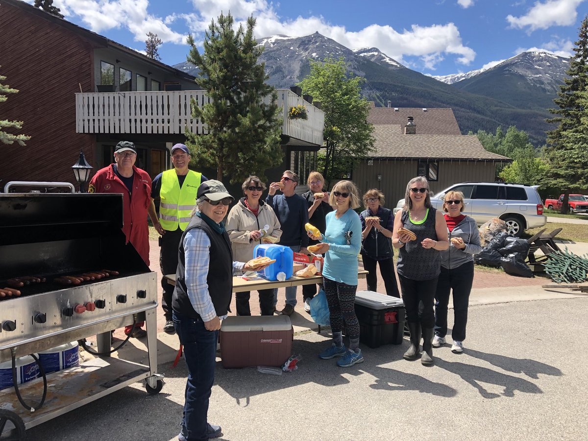 Greg Van Tighem tweet media