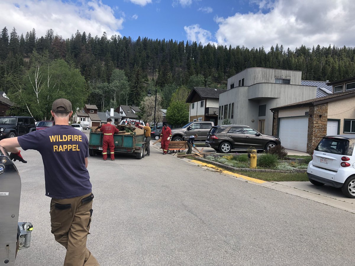 Greg Van Tighem tweet media