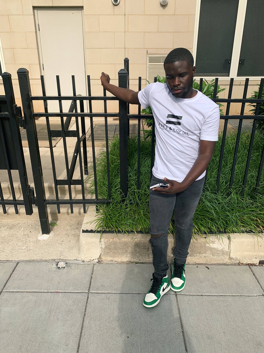 kaydenwestbrook's tweet photo. #DCPRIDEParade 🏳️🌈 #loveislove ♥️ https://t.co/o6lmpZ5PNs