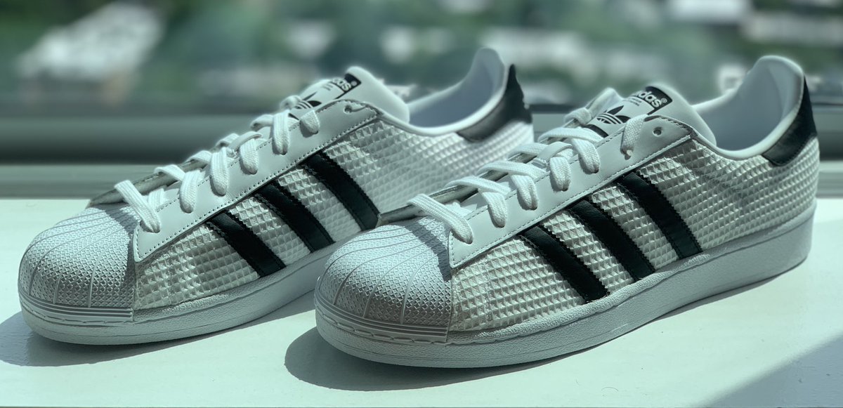 senorlelo's tweet image. Some new additions to the family! 😍 #Shelltoes @adidasoriginals