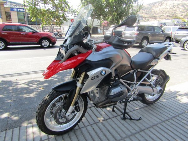 #BMW R 1200 GS 1200 
Año 2015
Click » 
30.317 kms
$ 10.390.000