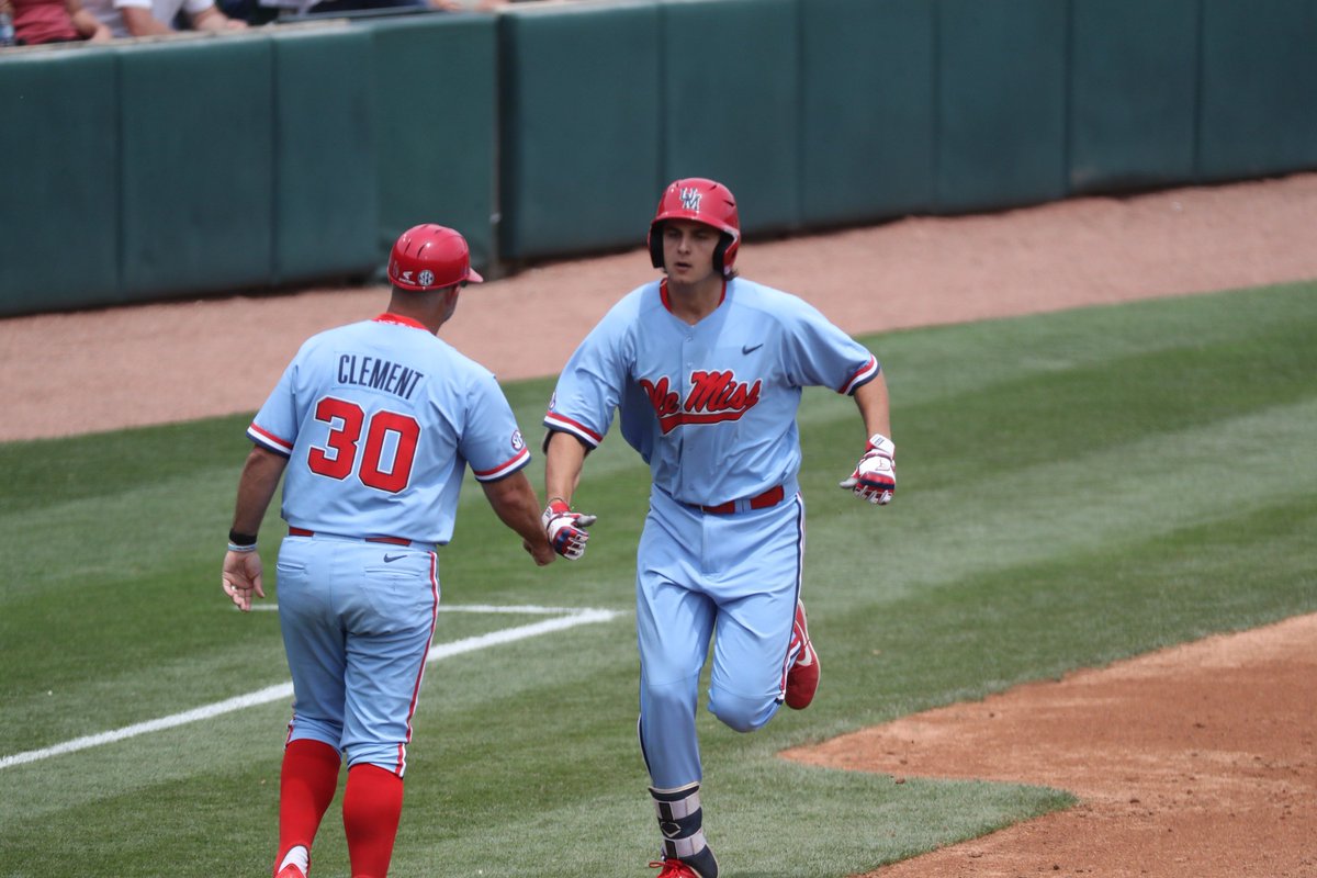 OleMissBSB's tweet photo. We love us a good Z-💣. 

😍🤩 https://t.co/HZgSpQb2g9
