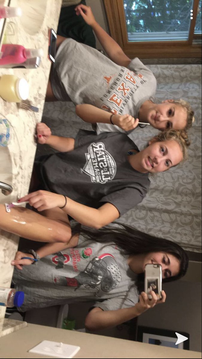 lisa_epstein138's tweet photo. @KirwinOlivia happiest of birthdays to you!! I’ll teach you how to drive soon😉😋 https://t.co/zTHcXI9Rzw