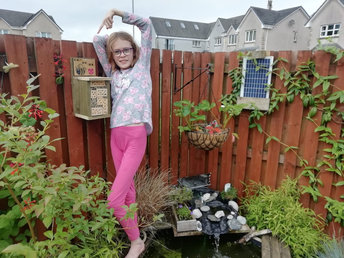 Positive_Ess's tweet photo. @BridgetPrimary C has been making a bee hotel after spending an afternoon last weekend at @Clydemuirshiel buzzing bees workshop. Thanks to the fantastic staff member who led the workshop, the girls had a great time. https://t.co/iV3P1UqF14