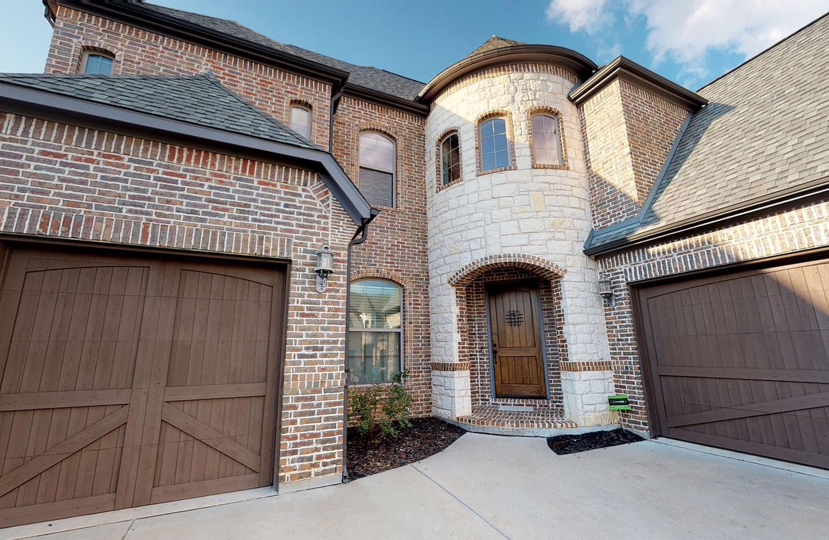 CranstonGroup's tweet photo. New Listing - Coming Soon!

14916 Maroon Bells Ln.
#Frisco #FriscoTX #FriscoISD

🛏 5 Bed
🛁 4 Full Bath
🚽 1 Half Bath
📐 4,248 SqFt

#RealEstate #JustListed #Listing #StonelakeEstates #Realtor #Luxury #LuxuryHomes #LuxuryRealEstate #ComingSoon #ForSale #DFWrealestate https://t.co/Cc8bn8P5MU