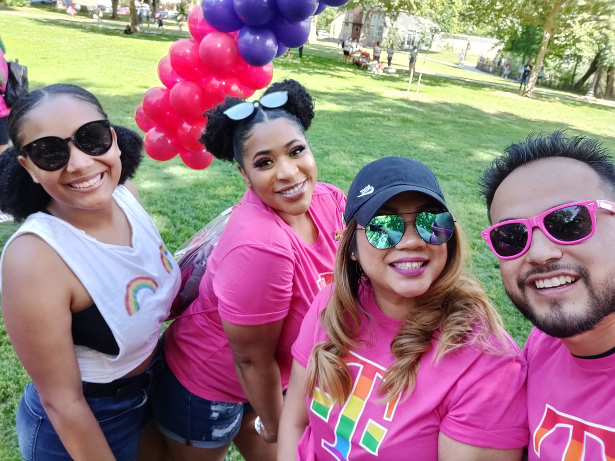Magenta Pride!! Bleed Magenta all day!#SacPride2019 #BeYou #Diversity #Inclusion 
#TMobile #YearOfCP #AreYouWithUs #WestIsBest #Sacramento <a href="/_nmontalban/">Nicole Montalban</a> <a href="/robynnmichelle/">Robynn</a> <a href="/DerrickSeay1/">Derrick Seay</a> @LeslieJohn214 @adamnlara <a href="/gjimene7/">Guadalupe Jimenez</a> @DreyAgualo @Kusshh8691 <a href="/ak_tive/">AKtive</a>