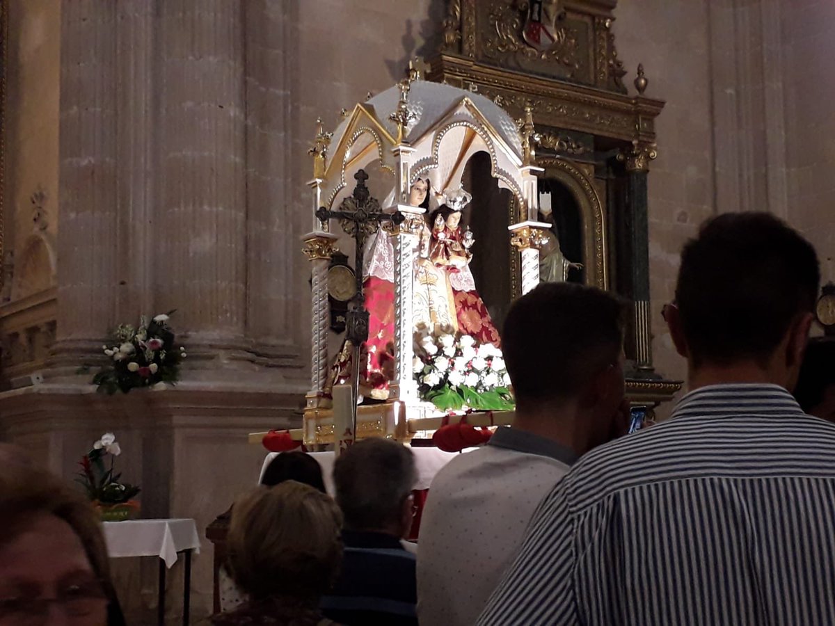 ¡Despedida de nuestra Virgen de Rus! Víspera del Día de Rus y toca despedida tras +de 40 días, este año+intensos por los 50 años de su coronación. ¡Viva la Virgen de Rus! #SanClementeEsTradición #SanClementeEsDevoción #AquíNoSeAburreNadie #SanClementeEstáDeModa