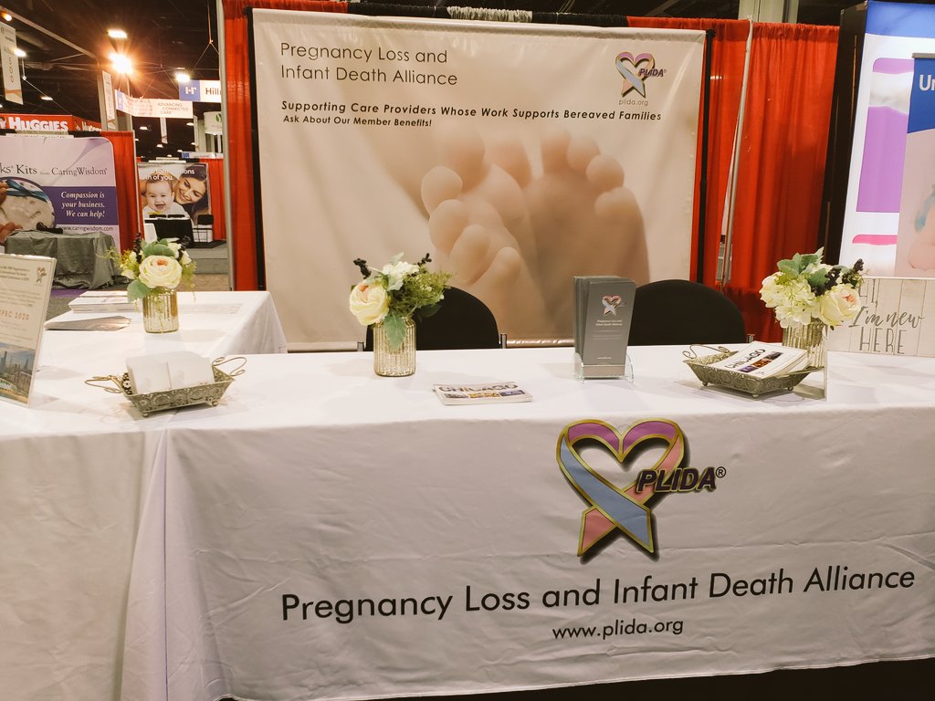 PLIDAnetworking's tweet photo. We are so excited for the opening of the #AWHONN2019 exhibit hall tonight! Swing by booth 211 to register to win free registration for @PLIDAnetworking's upcoming #IPBC2020. #PerinatalBereavement #InternationalPerinatalBereavementConference #AWHONN https://t.co/3tJrHyscSQ