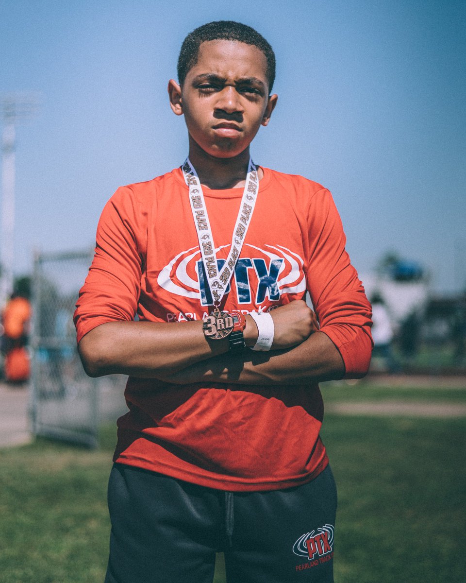 PrenticeCJames's tweet photo. My youngest and the @peartrackxpress family getting ready for district qualifiers this week! #runlikePTX #texasgulfaau #weareAAU #GoPTX #trackandfield #ImagoHouse https://t.co/NoxgE4H2TE