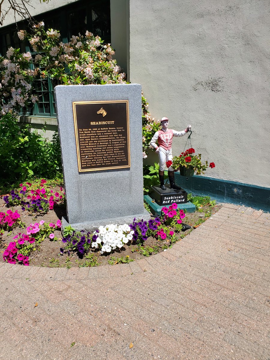 nationalhbpa's tweet photo. Lots of great history at @suffolkdowns from Seabiscuit to Cigar and many more! https://t.co/X4D7YodJgU