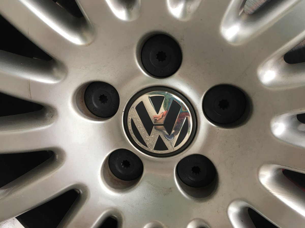 mzWRrp25nnsU5TL's tweet photo. My 🚘 car #vw #polo #gti #cupedition #with my girl 👧 friend https://t.co/LwwyAp3Uu6