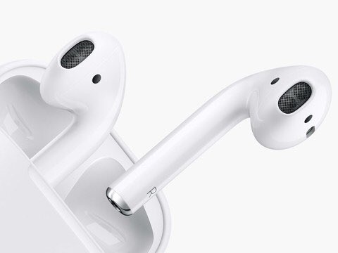 GOAT_vicc's tweet photo. RETWEET TO ENTER FOR FREE AIRPODS, JUST GOT MORE FROM APPLE.

TAG 2 FRIENDS DOWN BELOW 🔥 https://t.co/Drva7app6x