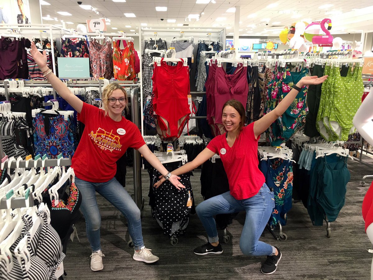 Kaitlin Schager☀️ tweet media