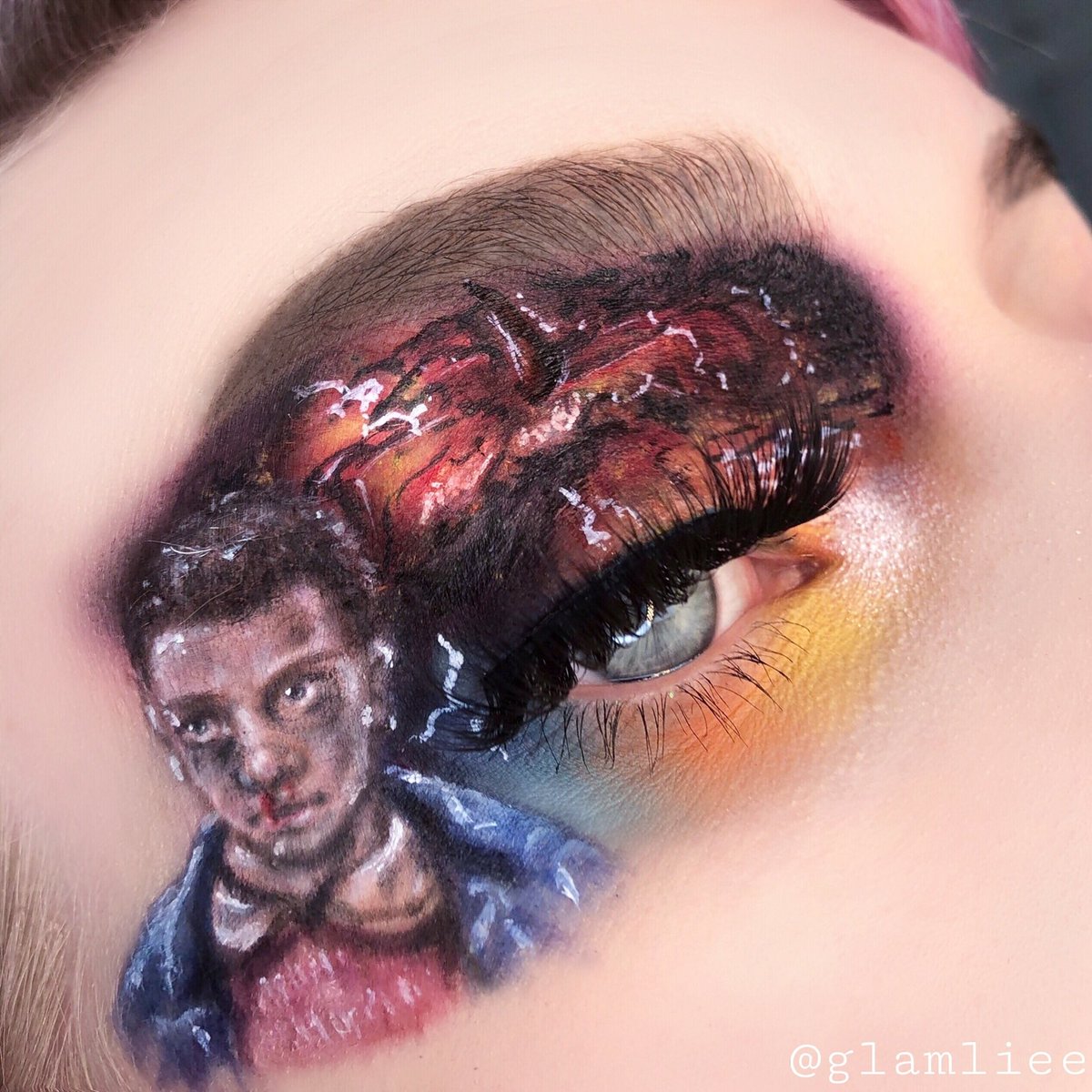 Hi my name’s Annalie and I like creating things on my eyeball ✨

Tryna really get my name out there in the big wide world of makeup so if you could rt I’d love you forever! 🥺💕