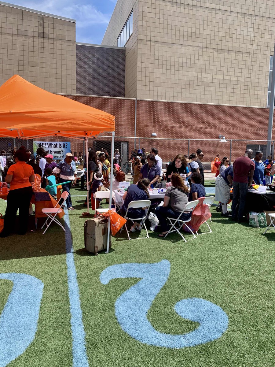 NewarkDHCW's tweet photo. What a great turnout at the #NJFamilyFestival yesterday! Thank you to First Lady Tammy Murphy for hosting such a wonderful & important event! #DHCW #NewarkForward https://t.co/VepUJpKmWs