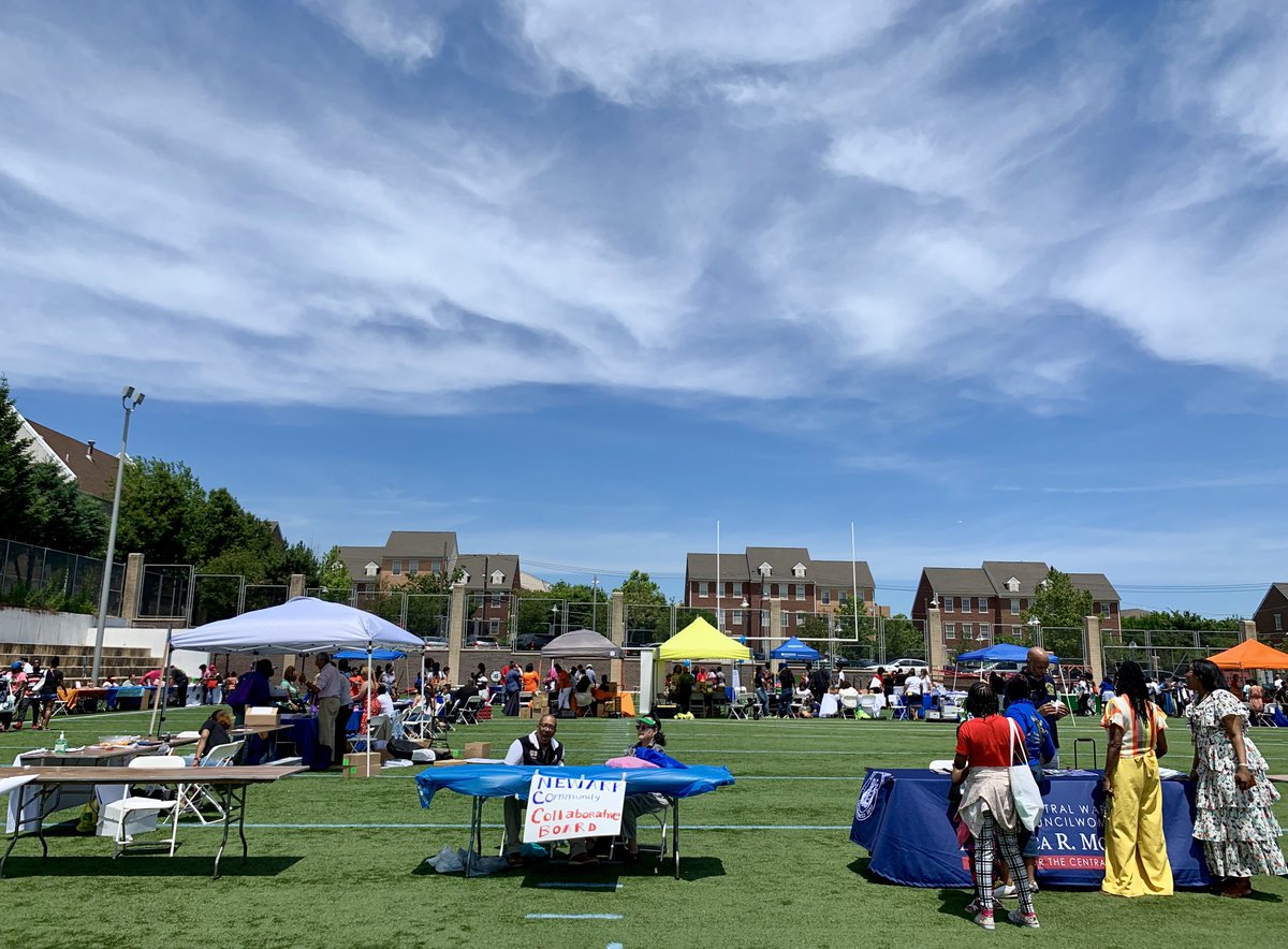 NewarkDHCW's tweet photo. What a great turnout at the #NJFamilyFestival yesterday! Thank you to First Lady Tammy Murphy for hosting such a wonderful & important event! #DHCW #NewarkForward https://t.co/VepUJpKmWs