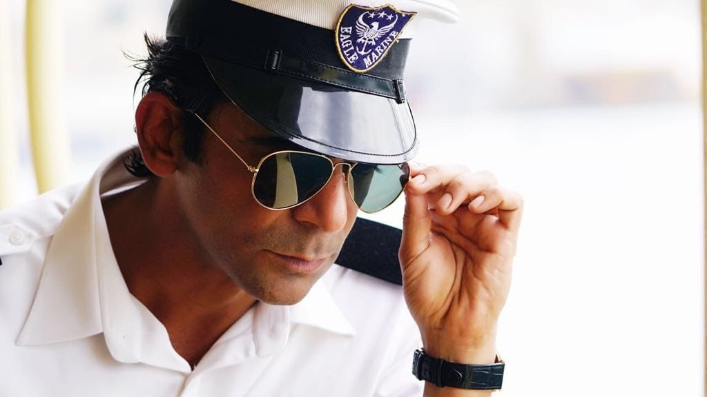 WhoSunilGrover's tweet photo. As promised  that I would share after the release with you, this is the picture that Salman Sir clicked during the shoot of #Bharat in Malta. Thanks for giving all the love to Bharat. And yes, I agree he made me look .. oooo la la la !!! ufff!!!! @beingsalmankhan ❤️ https://t.co/VzCotpfNr4
