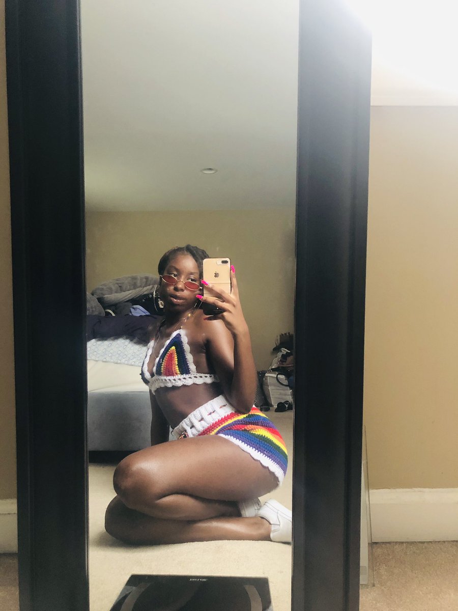 ChopppOutCheaa's tweet photo. ❤️🧡💛💚💙💜 https://t.co/uzGuIPNgVp