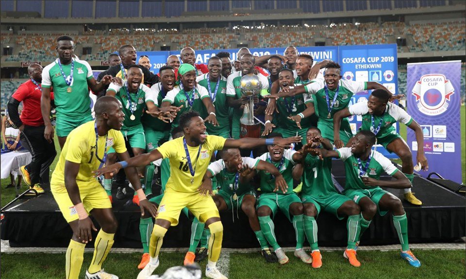 AfricanoCalcio's tweet photo. 🇿🇲 COSAFA CUP, TRIONFA LO ZAMBIA
🏆 Con un gol di Kaseba a 10' dalla fine lo Zambia piega il Botswana in finale e si aggiudica la COSAFA Cup, una coppa riservata alle compagini dell'Africa Australe. È il quinto trionfo in questo torneo per i Chipolopolo.
#COSAFACup2019 https://t.co/P1VwTJzZas