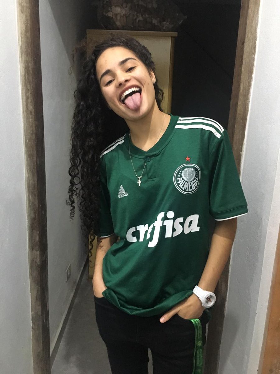 putsindia's tweet photo. Sorrisinho 😁😍 https://t.co/70jF7b2yeG