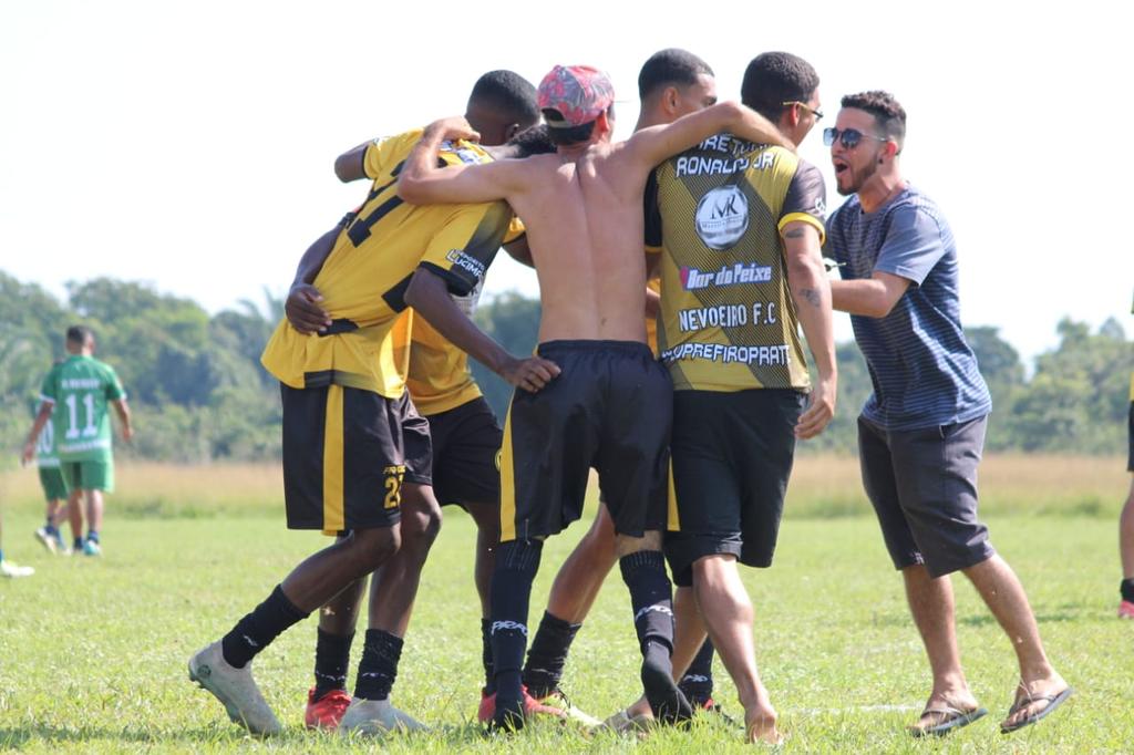 Mais que um time. Uma família!!! 💪🏽💛🖤🏅🏆🙏🏽