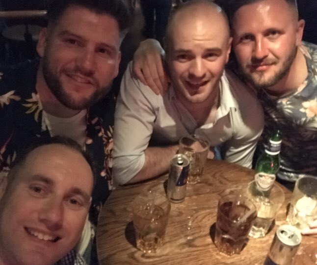 Brilliant weekend away with three of the greats 🏏🍺🏴󠁧󠁢󠁷󠁬󠁳󠁿

@RealDaveGoode @EbsChebs <a href="/sewelleo/">Ollie Sewell</a>