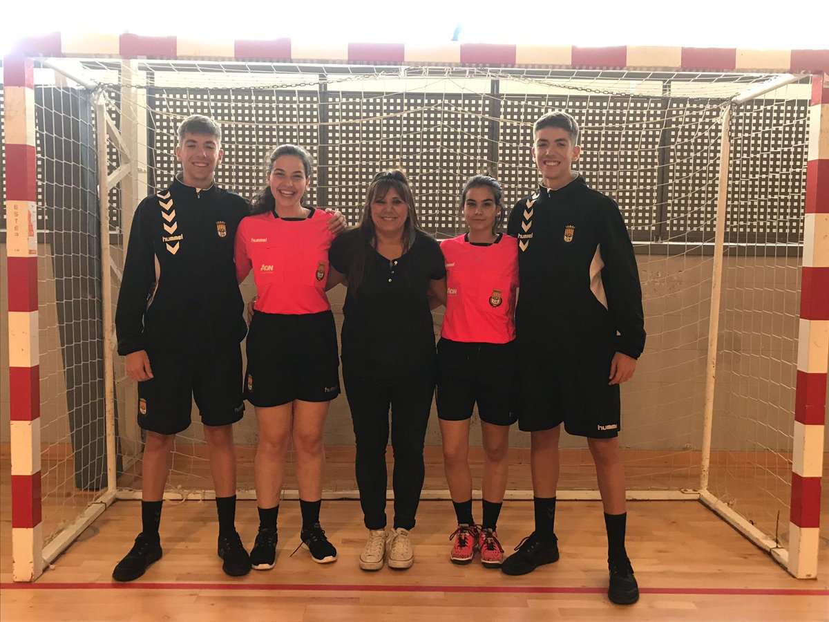 FCHArbitres's tweet photo. Comencem amb el repàs arbitral del cap de setmana amb les #Final4CAT i les Finals de #CopaCatH ❗

👉 Les dues parelles del TOP 4 Aleví Masculí - Mixt a Argentona (@LaietaClub) https://t.co/HIor1JK9VJ