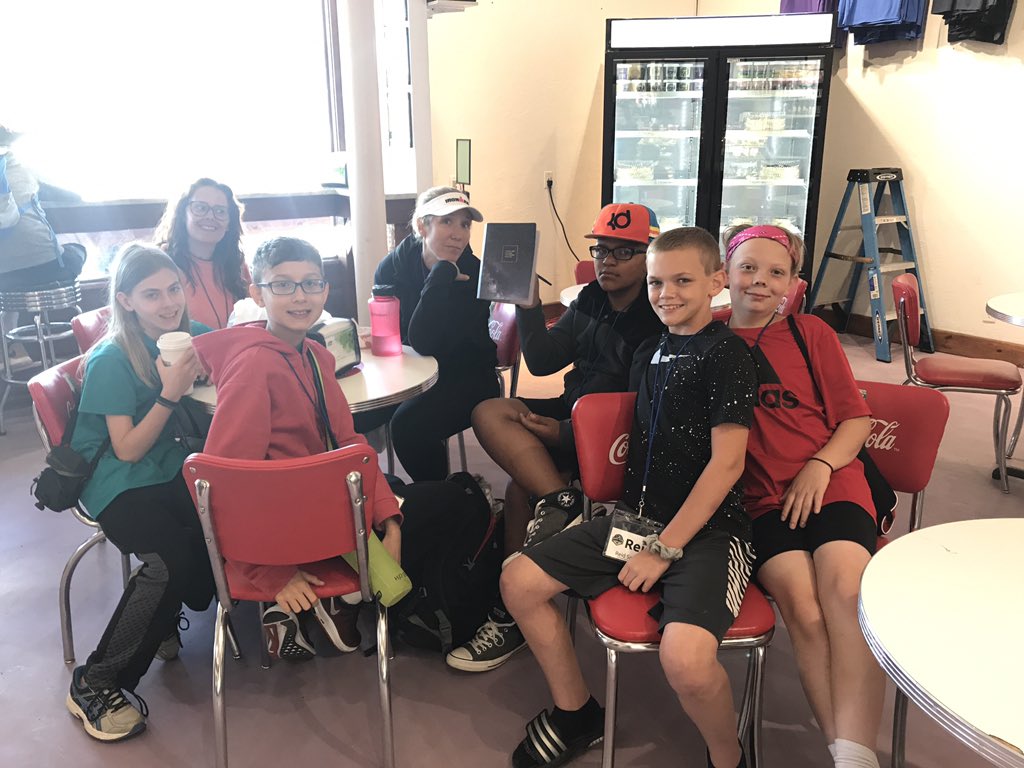 Kelly_Isenogle's tweet image. Enjoying some ice cream in Jackson Hole! For anyone wondering, it’s the perfect cure to an overnight bus trip. #tetonsCPS #teamHawks