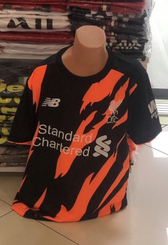 AnfieldIndex's tweet photo. #LFC 3rd Kit ... anyone? ⚫️🔶🤬 https://t.co/RzDFwifDac