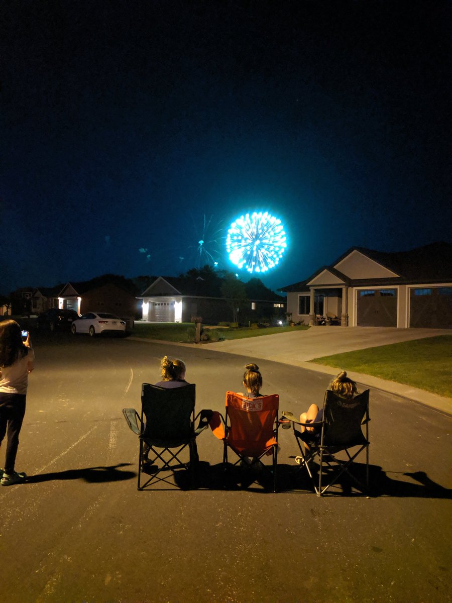 mrsgadient's tweet image. Volksfest 2019 is in the books. Now that's how to kick-off summer! #jaycees #letsgetsummerstarted #fireworks